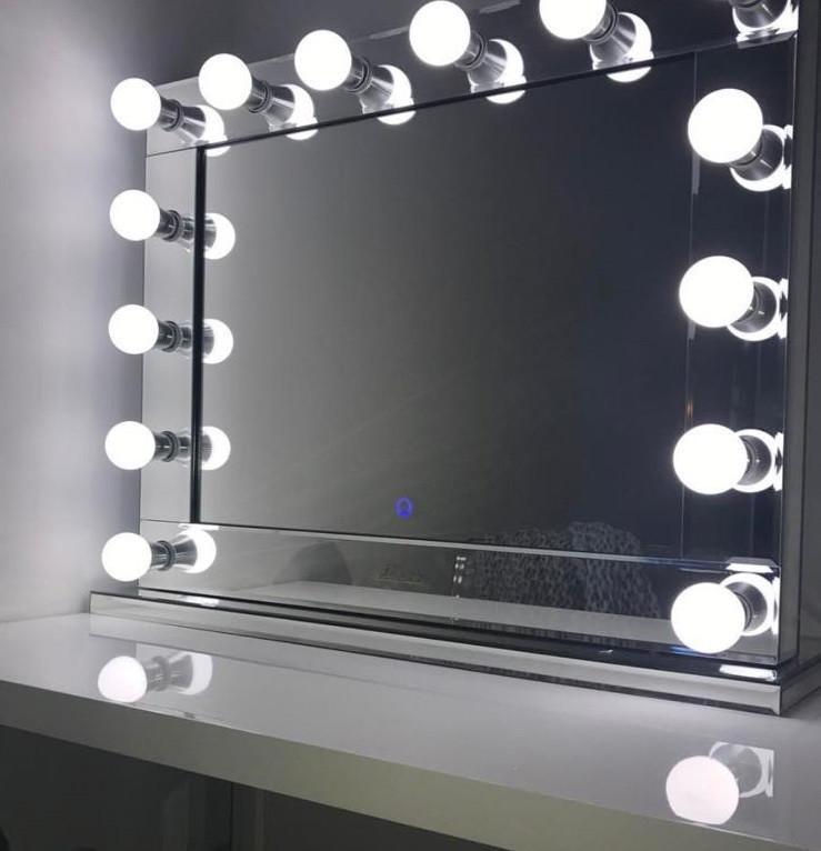 Belle of the Ball - Glamour Makeup Mirror